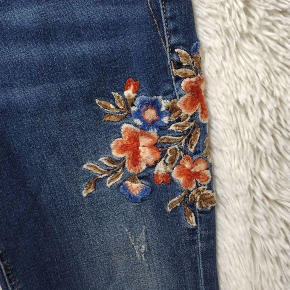 Miss Me girls jeans - Picture 2 of 8